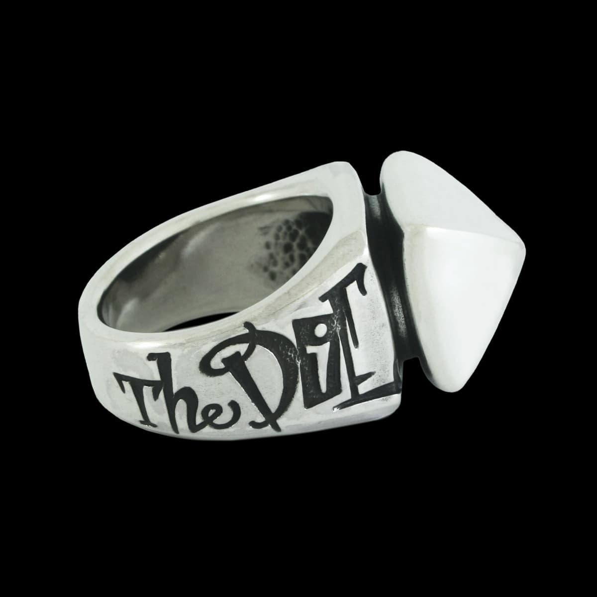 Rock Jewel Custom Ring (TP)